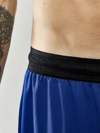 1911112-346000_Progress Basket Shorts M_Closeup4.jpg